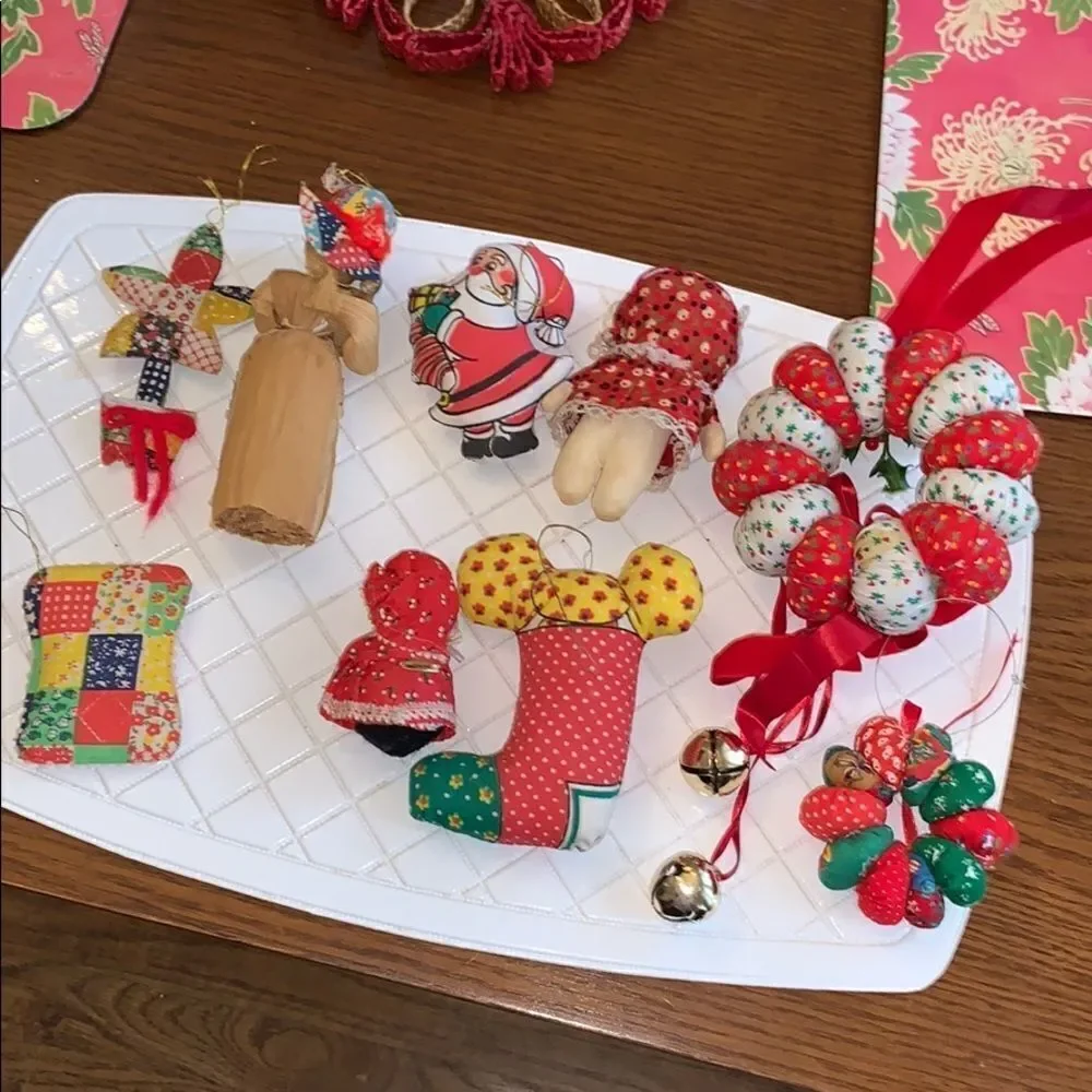 ‎9 vintage quilted/calico Christmas ornaments